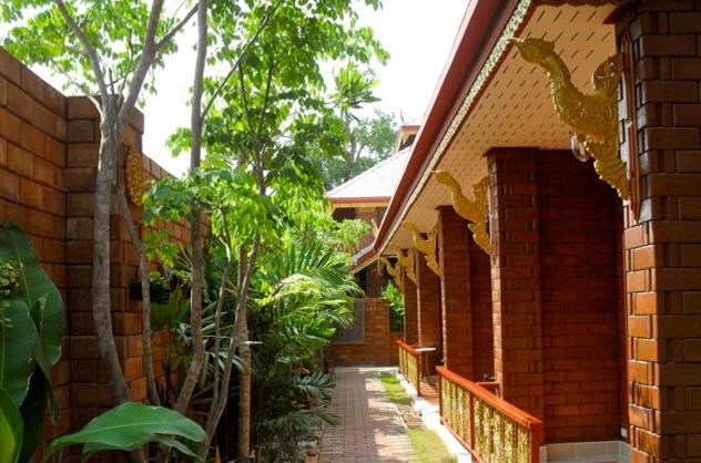 Irawadee Resort Mae Sot Exterior foto