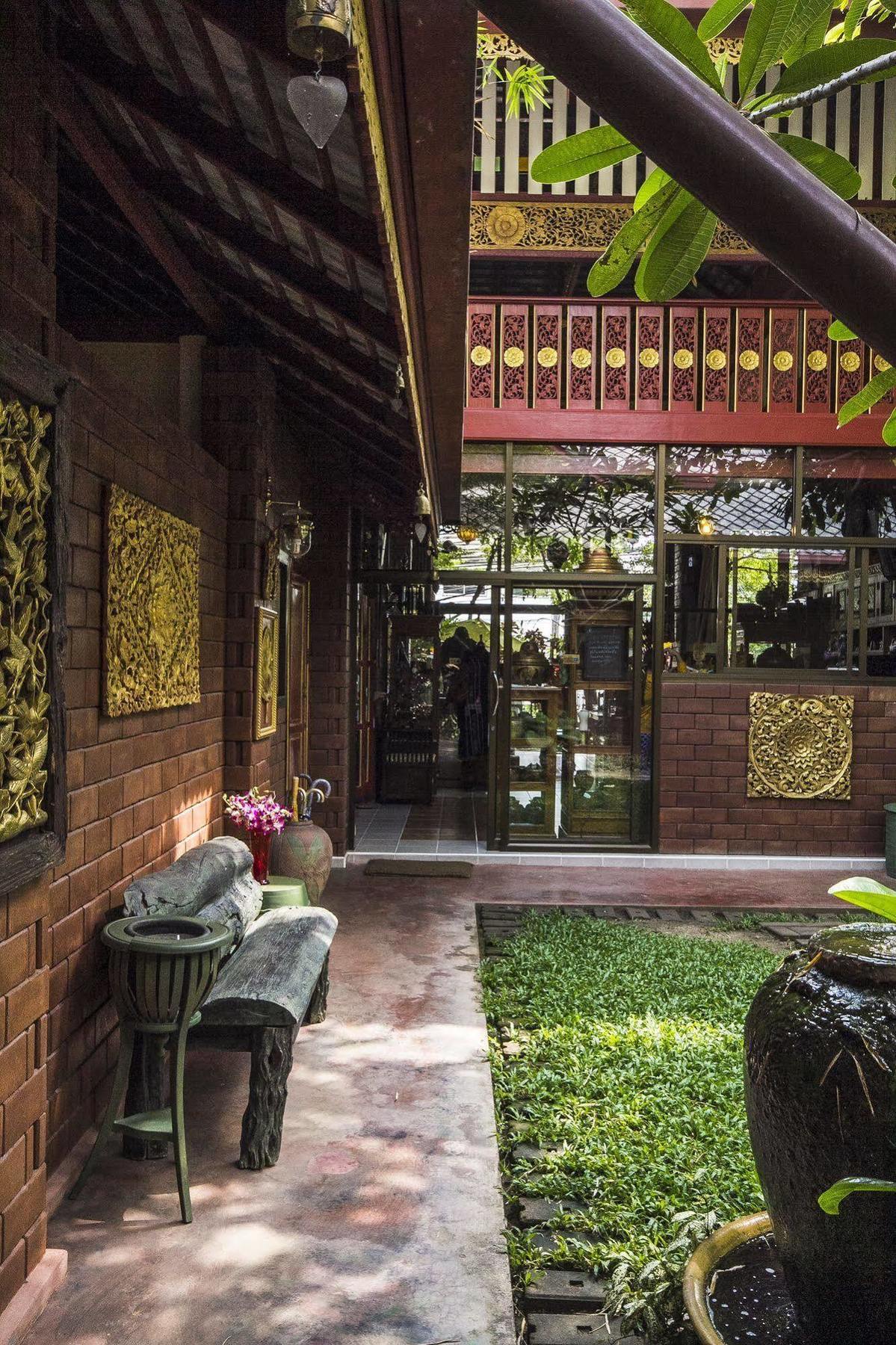 Irawadee Resort Mae Sot Exterior foto