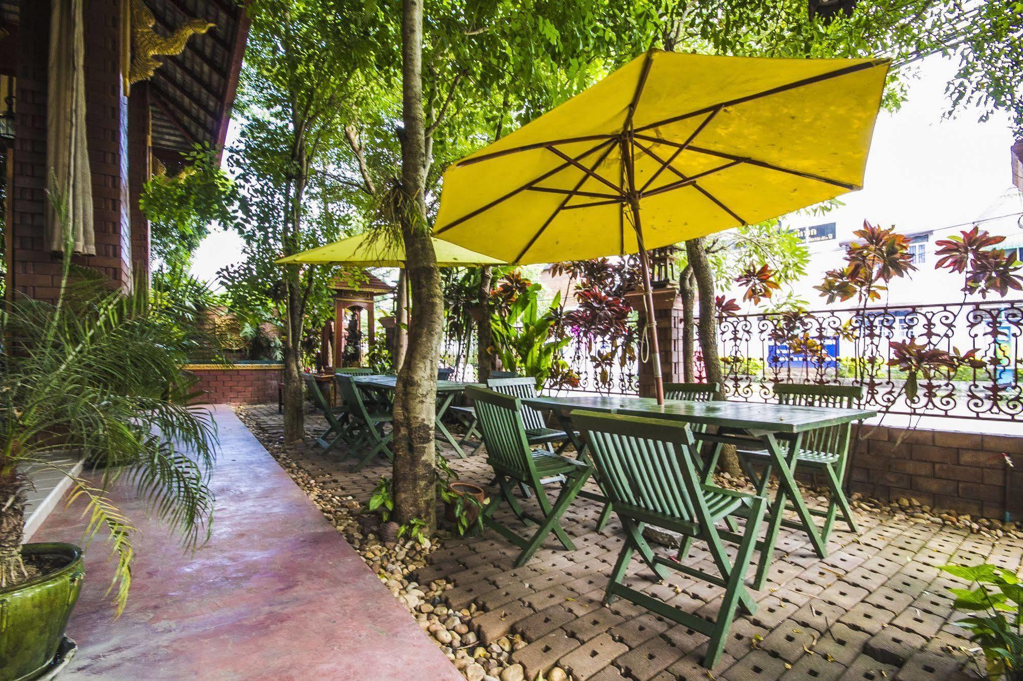 Irawadee Resort Mae Sot Exterior foto